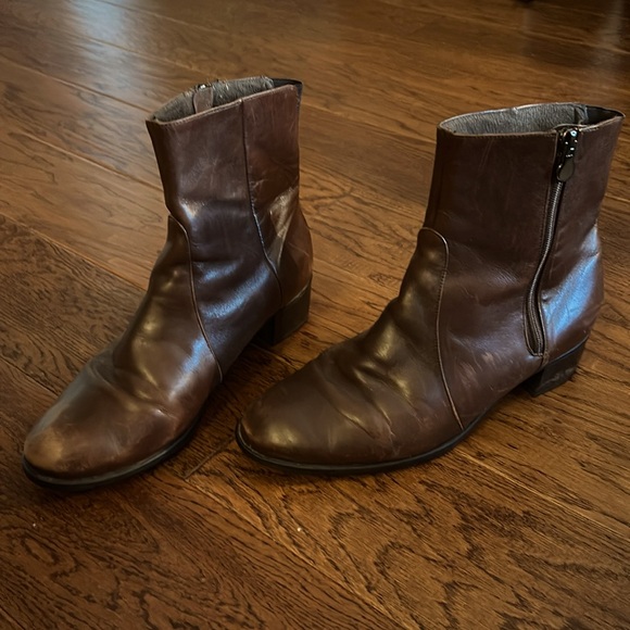 Mundo Shoes - Munro soft leather boots